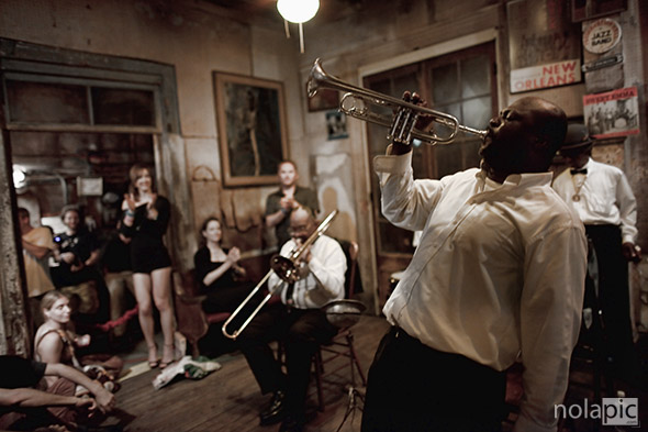 New Orleans Brass Band Mardi Gras Band Artnew Orleans Art 